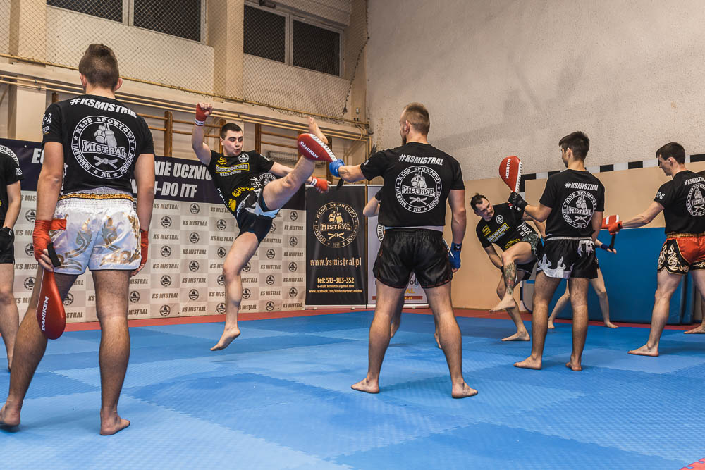 Klub Sportowy Mistral Będzin Dąbrowa Górnicza Jaworzno Wojkowice Czeladź Sosnowiec Boks Kickboxing Taekwondo K1 sztuki walki treningi dla dzieci-222.jpg