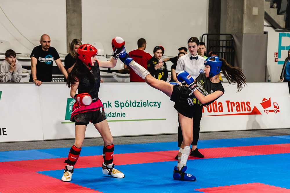 Klub Sportowy Mistral Będzin Dąbrowa Górnicza Jaworzno Wojkowice Czeladź Sosnowiec Boks Kickboxing Taekwondo K1 sztuki walki treningi dla dzieci-23.jpg